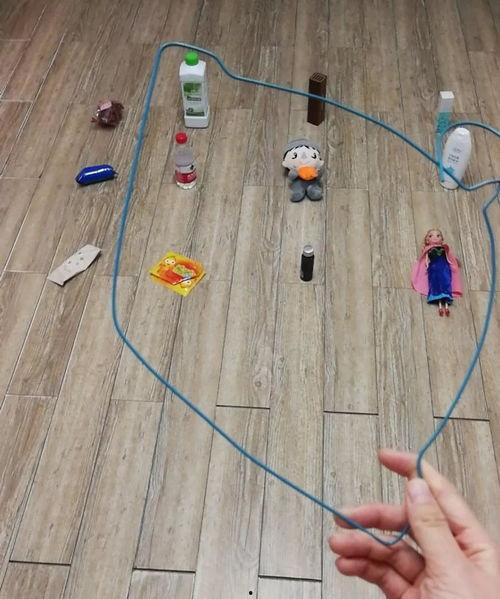 网红张小抹子套圈,网红新玩法，圈粉无数