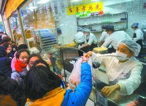 湖南网红排队视频,湖南网红排队现象引发全民热议